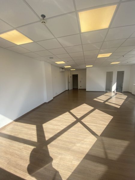sala comercial 64 m²
